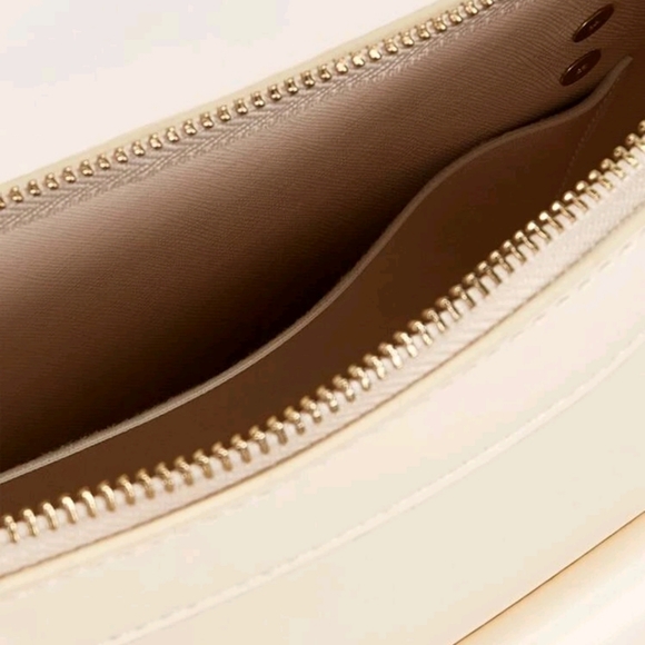 Buckle Decor Shoulder Bag - Picture 8 of 10